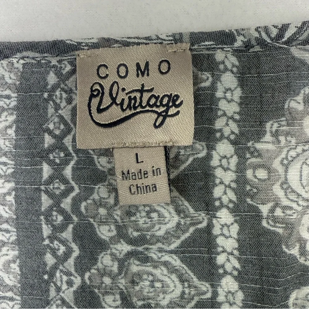 Como Vintage Gray and White floral paisley women’s Blouse Size L - Picture 2 of 10